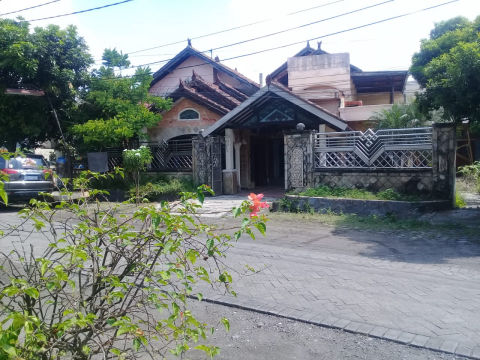 Dijual Rumah dan Kantor Jalan Melian Barat Japanan Gempol
