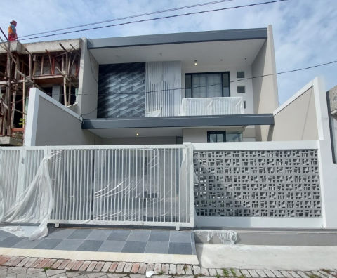 Dijual Rumah Manyar Rejo Minimalis Baru Gress