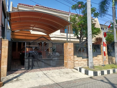 Dijual Rumah Manyar Kertoarjo
