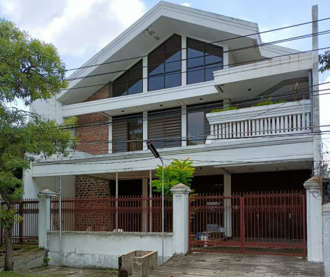 Dijual Rumah Ngagel Jaya Utara