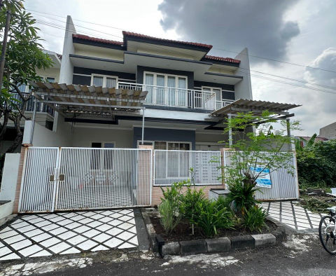 Dijual Rumah Jalan Pura Besakih Purimas