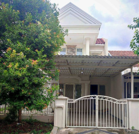 Disewa Rumah Pakuwon Indah Cluster Villa Valensia