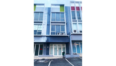 Dijual / Disewa Ruko Komersial Puncak Permai