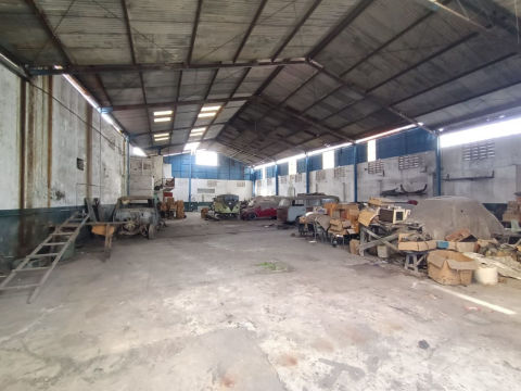Dijual Bangunan Komersial Jalan Banyu Urip