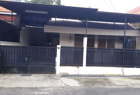 Dijual Rumah Darmo Baru Timur