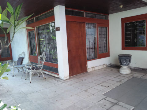 Dijual Rumah Usaha Dukuh Kupang