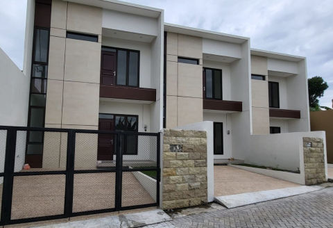 Dijual Rumah Wiyung Baru