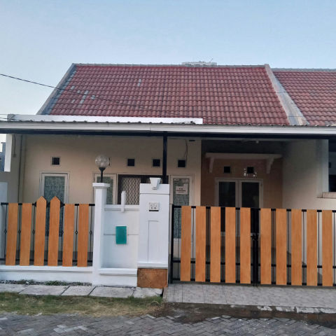 Dijual / Disewa Rumah Graha Sampurna Indah Wiyung