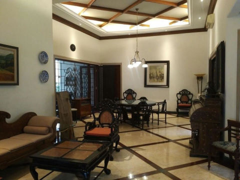 Dijual / Disewa Rumah Komersial Jalan Ketampon