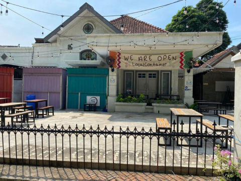 Dijual / Disewa Rumah Komersial Taman Bungkul Nol Jalan