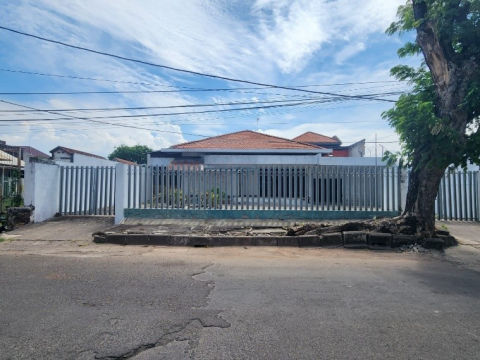 Dijual Rumah Jalan Sam Ratulangi