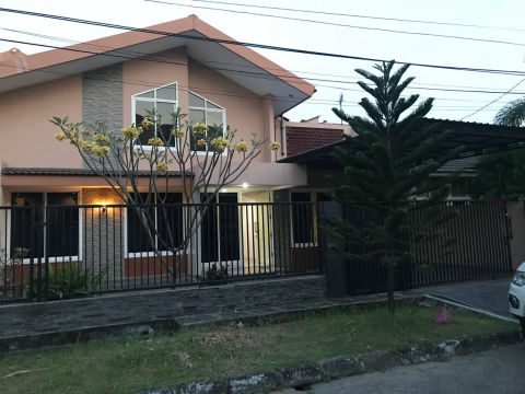 Dijual/Disewa Rumah Darmo Sentosa Raya