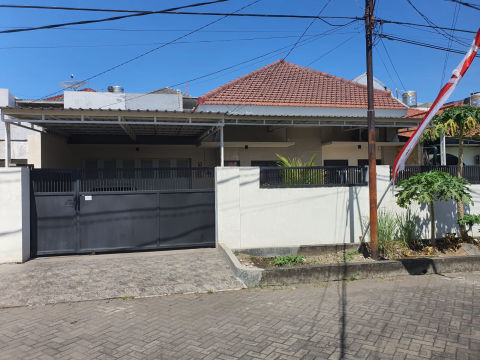 Dijual Rumah Gayungsari