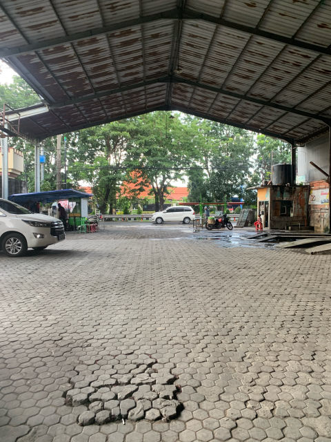 Dijual Komersial Nginden Semolowaru