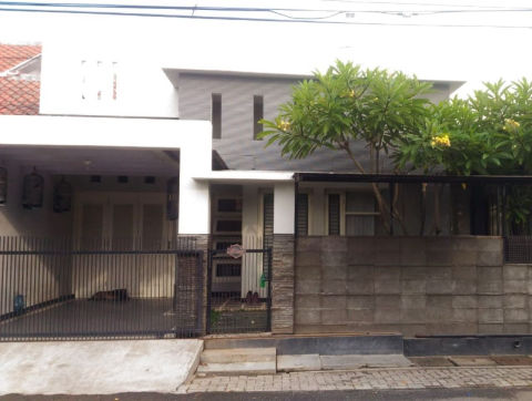 Dijual Rumah Nginden Intan Barat