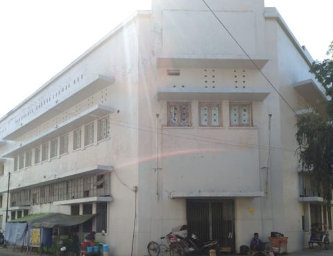 Dijual Gedung Komersial Raya Veteran