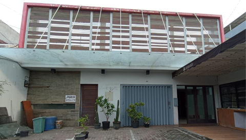 Disewa Rumah Usaha Simpang Darmo Permai Utara