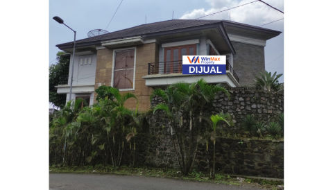 Dijual Villa Jalan Trawas, Tretes