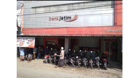 Dijual Bangunan Usaha di Blega, Madura
