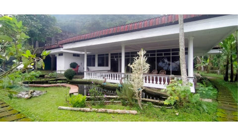 Dijual Villa Trawas