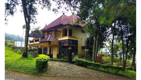 Dijual Villa Panderman Hill, Batu