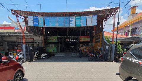 Dijual Bangunan Usaha Jalan Dr. Wahidin Sudiro Husodo, Tulungagung