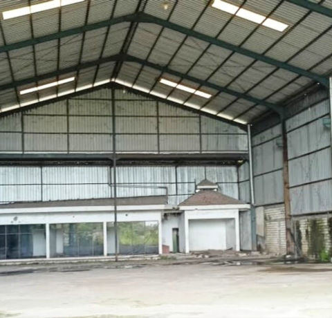 Dijual Gudang Jalan Raya Manyar Gresik