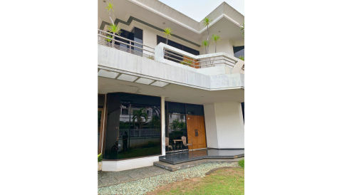 Dijual Rumah Manyar Kertoarjo