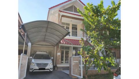 Dijual Rumah Pakuwon City Cluster Villa Westwood