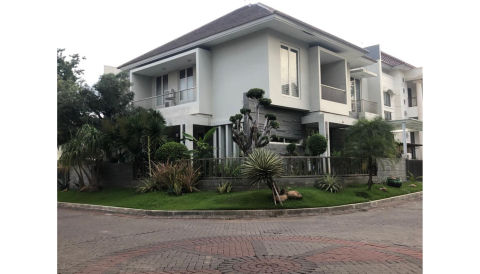Dijual Rumah Pakuwon City Cluster San Diego