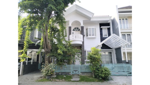 Dijual Rumah Pakuwon City