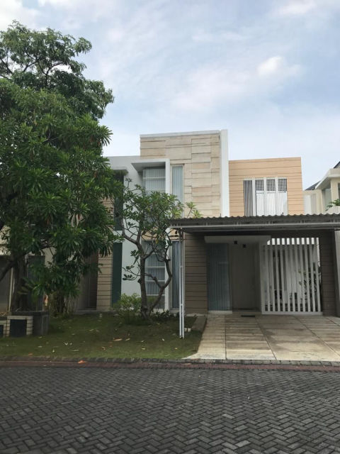 Dijual Rumah Pakuwon Indah Cluster The Mansion
