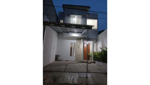Dijual Rumah Semolowaru Indah
