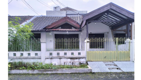 Dijual Rumah Hitung Tanah Wisma Mukti