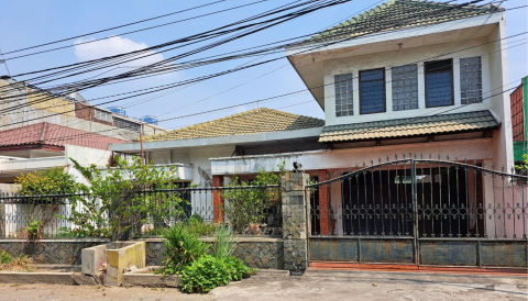 Dijual Rumah Manyar Kertoadi