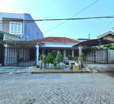 Dijual / Disewa Rumah Klampis Indah