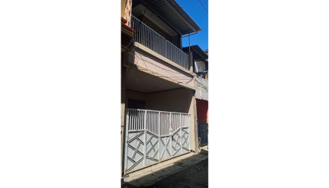 Dijual Rumah di Jalan Kalilom, Surabaya