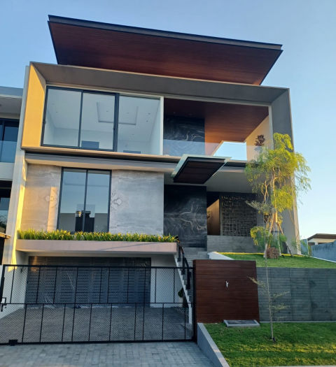 Dijual Rumah Citraland Utama Bukit Golf Cluster Somerset Baru Gress